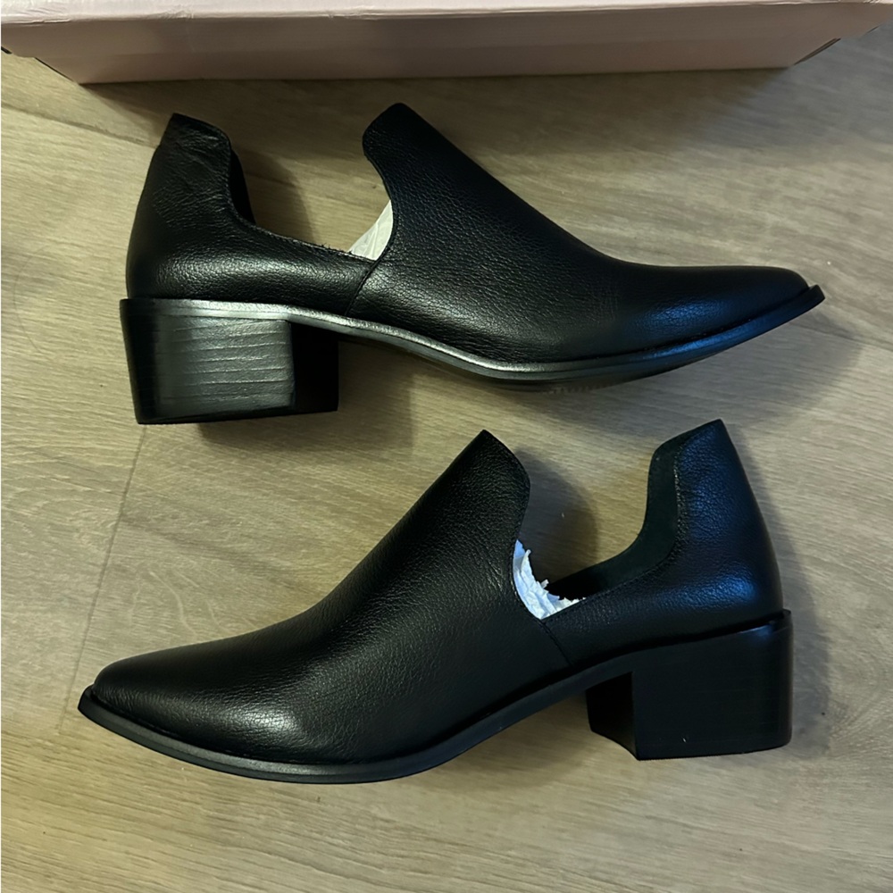 Chinese Laundry "Fortune" Pointed Toe Booties NEW! Size 7.5